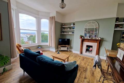 2 bedroom flat for sale, The Beacon, Exmouth, EX8 2AG