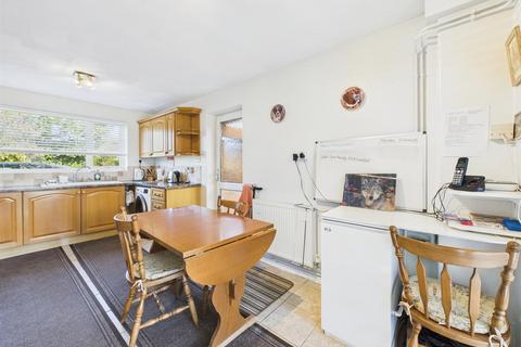 3 bedroom chalet for sale, School Lane, Northrepps, Cromer