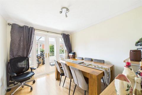 undefined, Hitherhooks Hill, Binfield, Berkshire, RG42