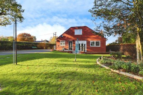 4 bedroom detached bungalow for sale, Pool Lane, Winterley, Sandbach