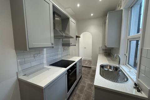 2 bedroom terraced house for sale, Highland Road, Coventry, CV5