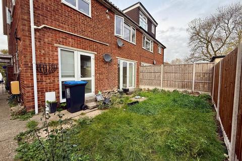 undefined, Downlands, Waltham Abbey