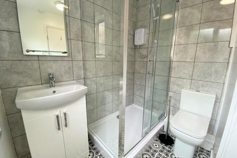 4 bedroom terraced house to rent, Derby Street, Nottingham NG9