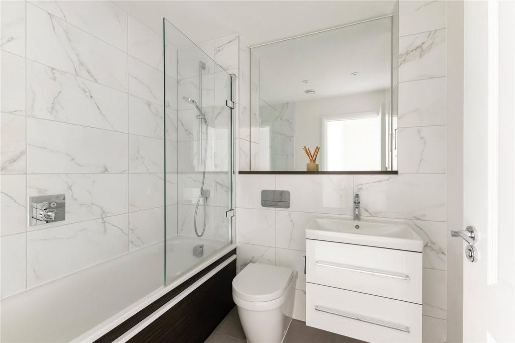 En Suite Bathroom