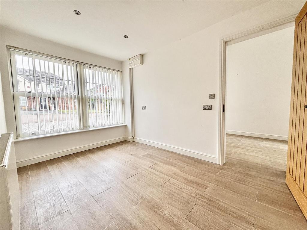 Bedroom Seven