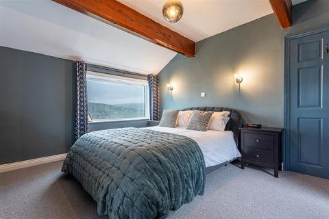 5 bedroom house for sale, Butts Green, Halifax HX2