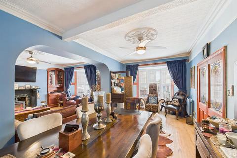 7 bedroom detached house for sale, Elkington Road, Burry Port