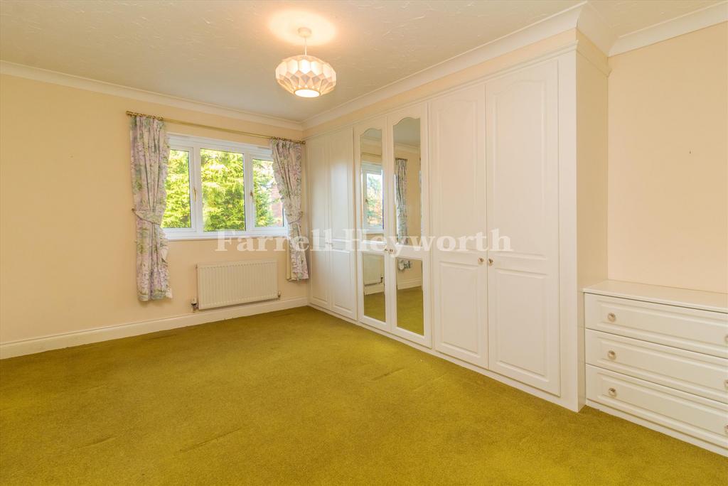 Bedroom 2 image 2