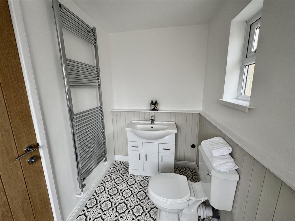 Downstairs Bathroom