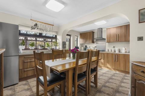3 bedroom bungalow for sale, Wheatley Close, Hertfordshire CM21