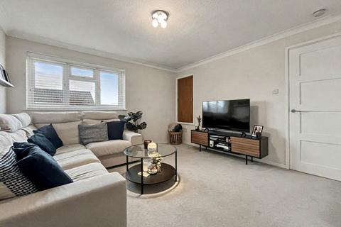1 bedroom flat for sale, Dibden Close, Bournemouth BH8
