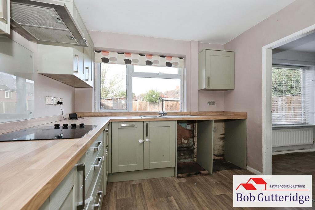 Fitted kitchen