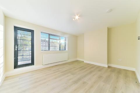 2 bedroom apartment to rent, The Vauxhall Estate, Vauxhall London SW8