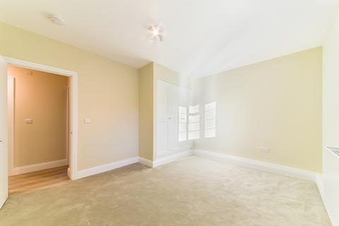 2 bedroom apartment to rent, The Vauxhall Estate, Vauxhall London SW8