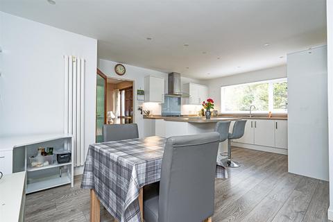undefined, 60 Muirs, Kinross