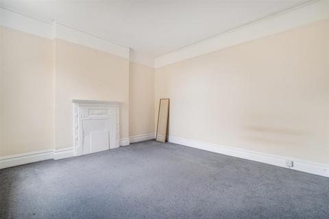 3 bedroom flat for sale, St Marys Road, Ealing, W5