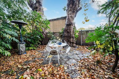 1 bedroom flat for sale, Sinclair Road, Brook Green, London, W14