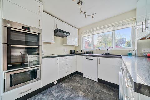 undefined, Maiden Erlegh Avenue, Bexley