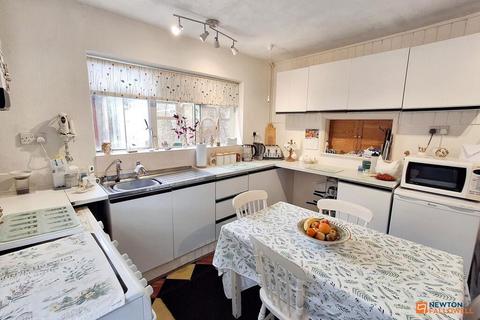 3 bedroom detached house for sale, Grafton Avenue, Netherton, Peterborough, Cambridgeshire, PE3 9PD