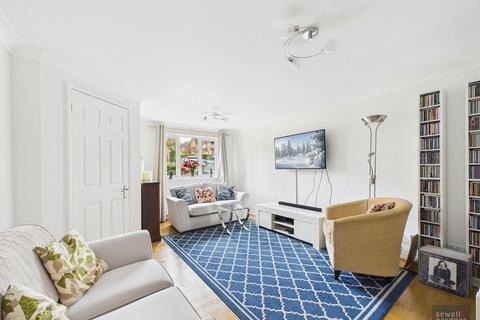 undefined, Thellusson Way, Rickmansworth, WD3 8RQ