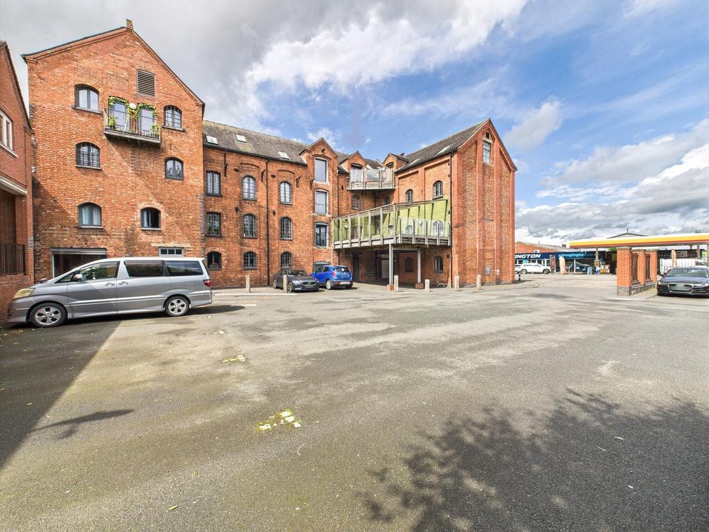 Drayton Mill Court