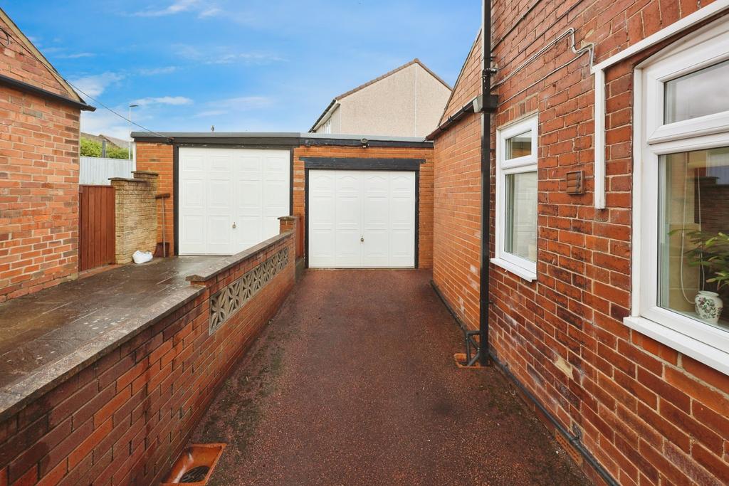 Pbox-front of house-333232.JPG