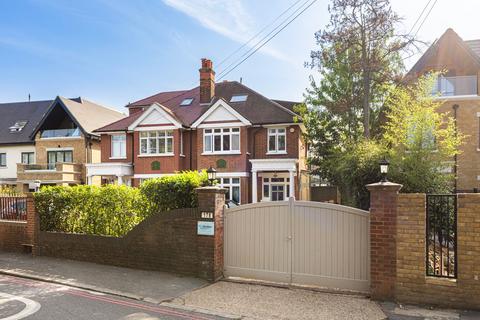 Isleworth TW7