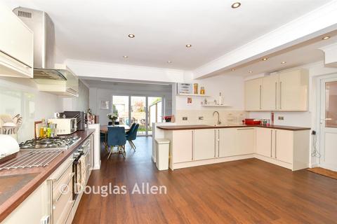 4 bedroom semi-detached house for sale, Woodberry Down, Epping, Essex