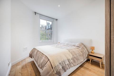 2 bedroom flat for sale, Offord Road, London N1