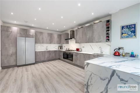 Holders Hill Avenue NW4