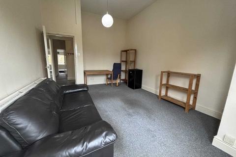 Flat 2 Victoria Road, Fallowfield