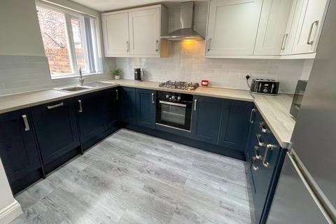 undefined, Gainsborough Road, L15 3HU,