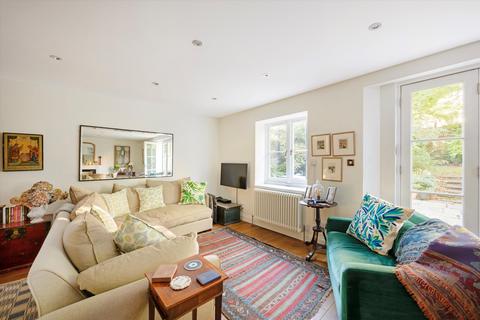 3 bedroom flat for sale, Buckland Crescent, Belsize Park, London, NW3