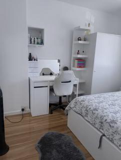 undefined, Thornton Road, Surrey, SM5