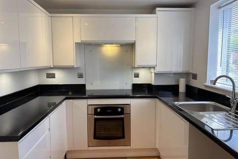 2 bedroom terraced house for sale, Kelso Court, Chippenham SN14