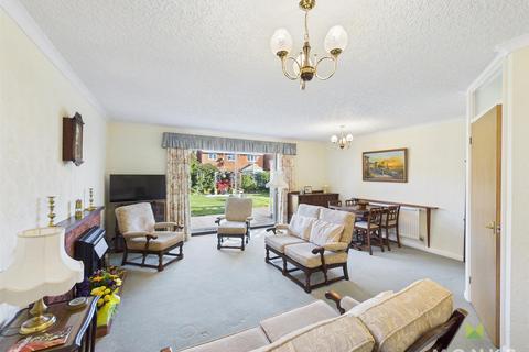 3 bedroom detached bungalow for sale, Kynaston Drive, Wem, Shrewsbury