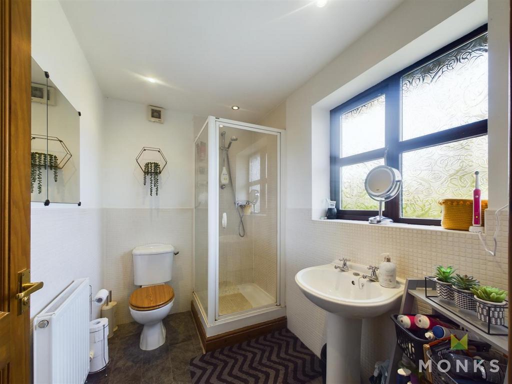 CAM01348 G0-PR0400-STILL003.jpg