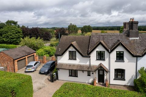 4 bedroom semi-detached house for sale, Chester Road, Mill Green WS9