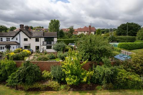 4 bedroom semi-detached house for sale, Chester Road, Mill Green WS9