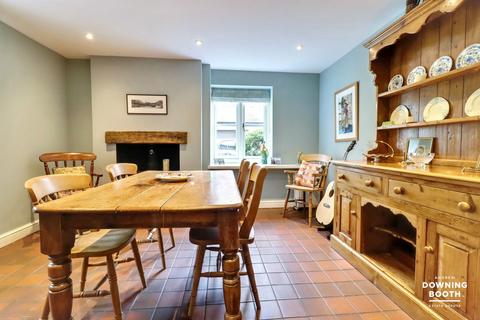 4 bedroom semi-detached house for sale, Chester Road, Mill Green WS9