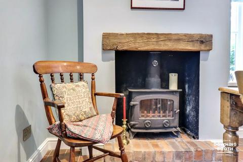 4 bedroom semi-detached house for sale, Chester Road, Mill Green WS9