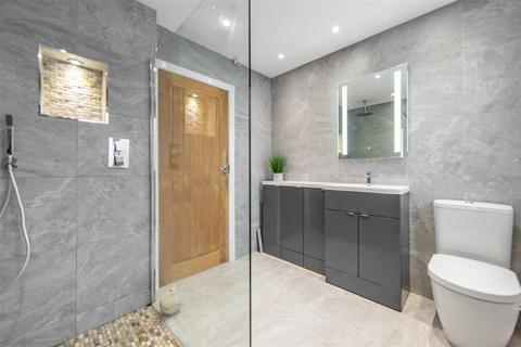 5 bedroom detached house for sale, Fellside, Ponteland NE20