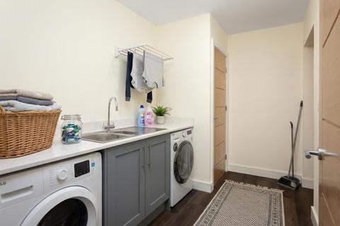 undefined, Scholebrook Lane, Tong BD4