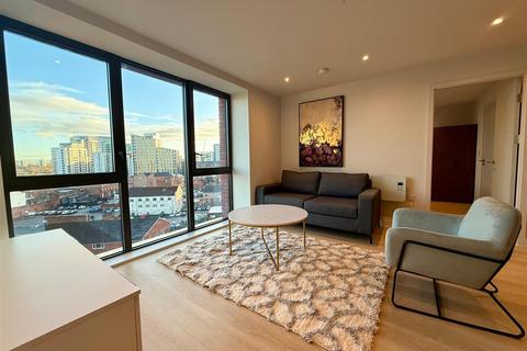 2 bedroom apartment to rent, Waterhouse Gardens, Manchester