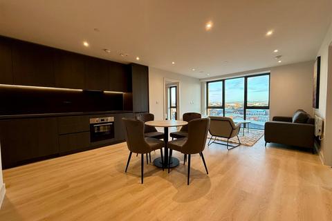 2 bedroom apartment to rent, Waterhouse Gardens, Manchester