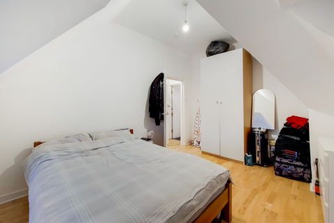 1 bedroom apartment to rent, Baldry Gardens, London, SW16