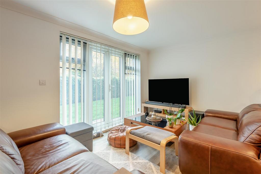 8668615-interior03.jpg