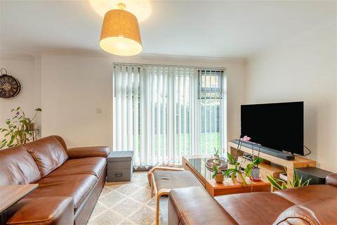 2 bedroom apartment for sale, Sherwood Avenue, Larkfield, Aylesford