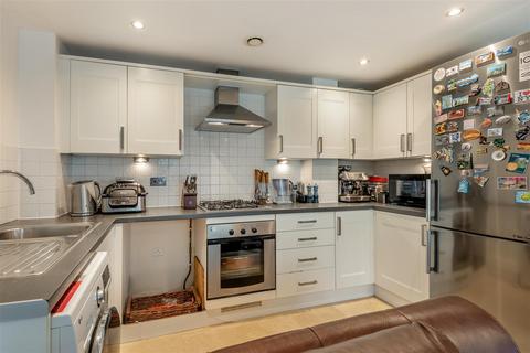 2 bedroom apartment for sale, Sherwood Avenue, Larkfield, Aylesford