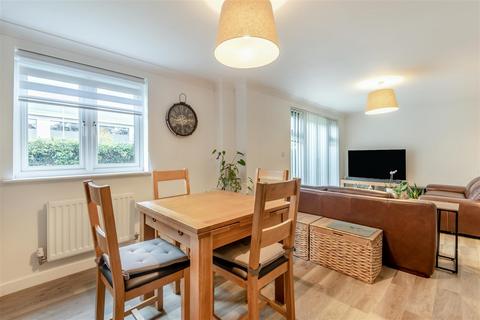 2 bedroom apartment for sale, Sherwood Avenue, Larkfield, Aylesford